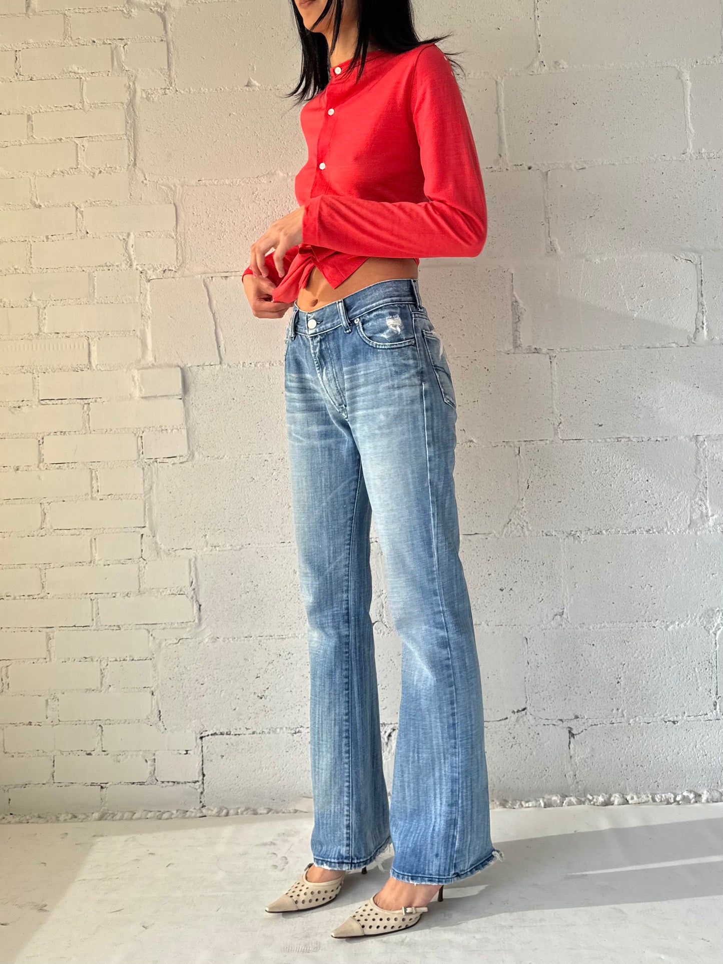 boot cut distressed jeans 26