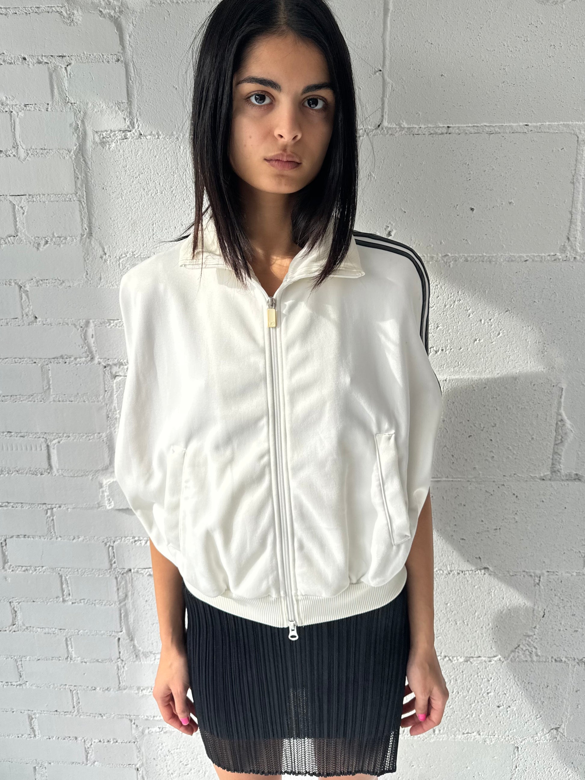'04 track jacket cape/ white