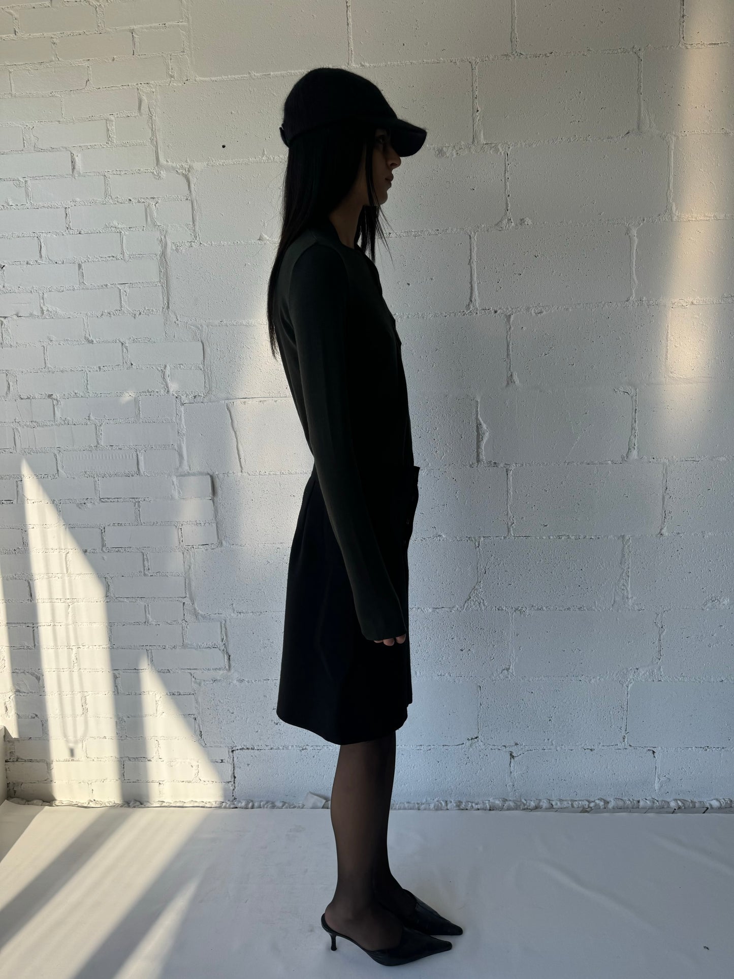 knit asymmetric long sleeve / dark green