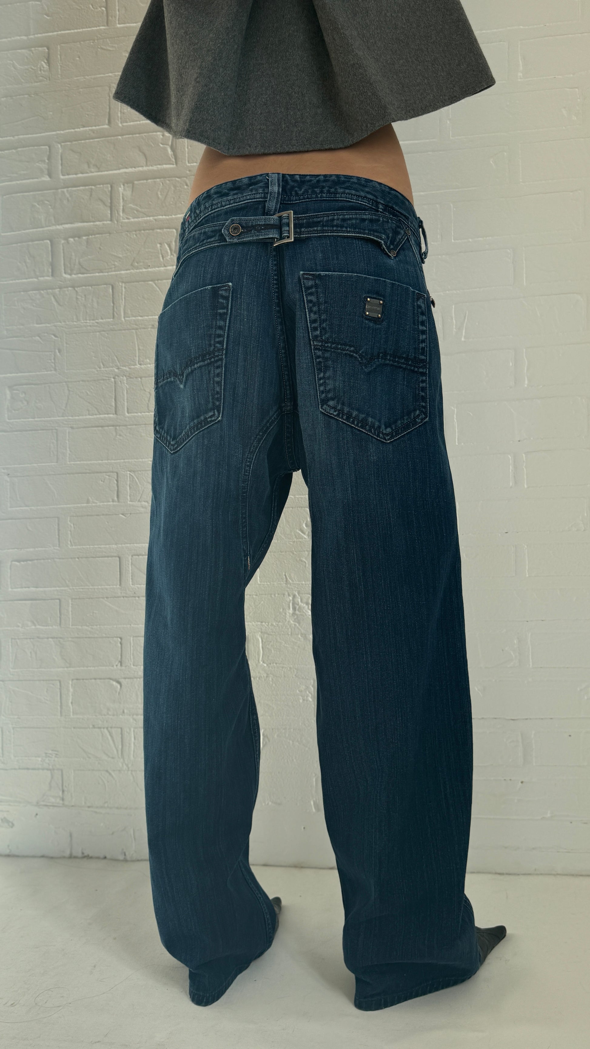 cinch back belt jeans 31