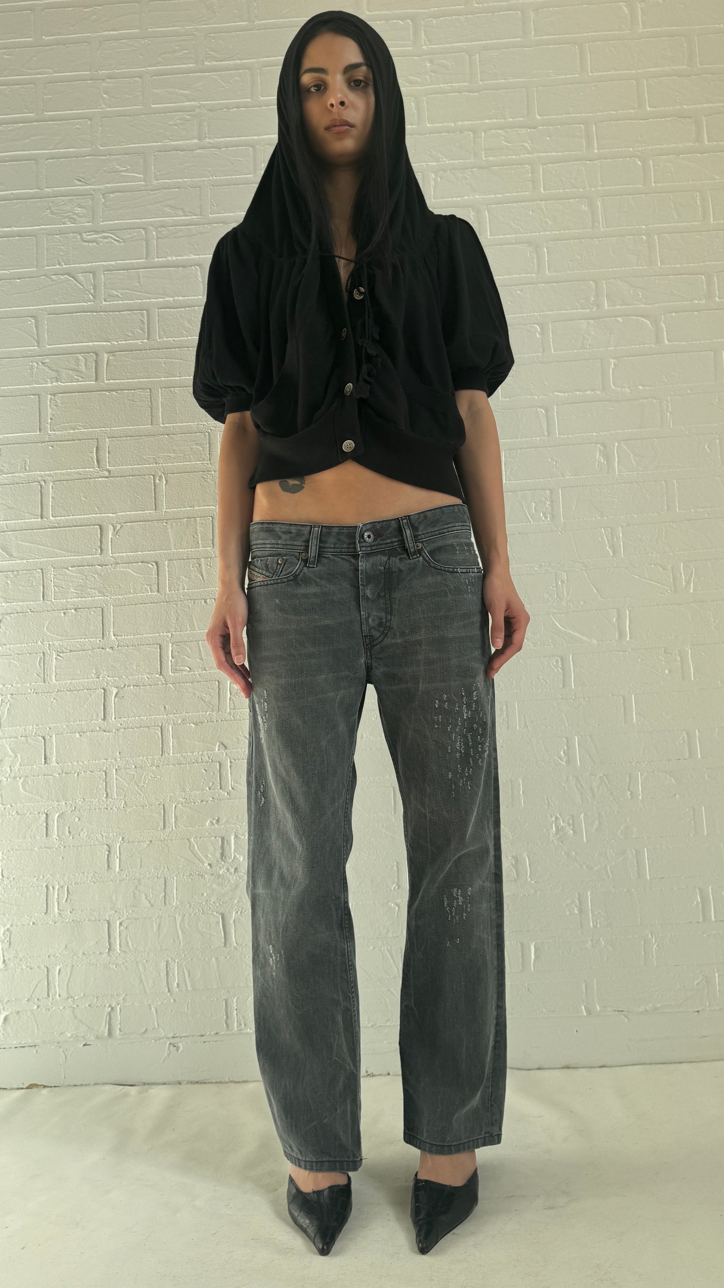 black distressed small