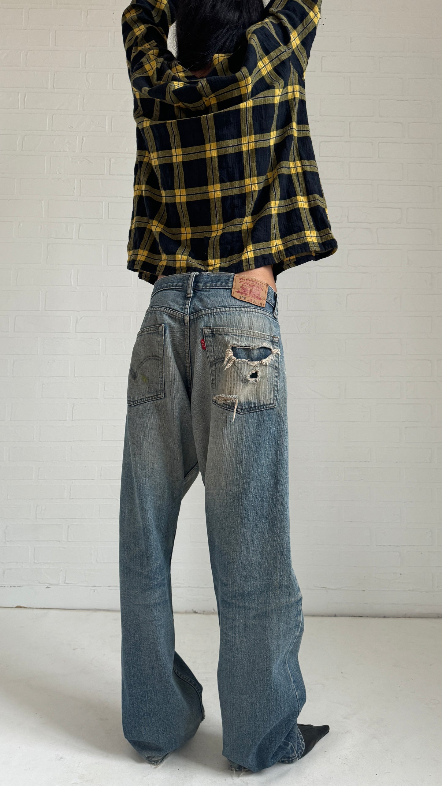 ripped loose jeans