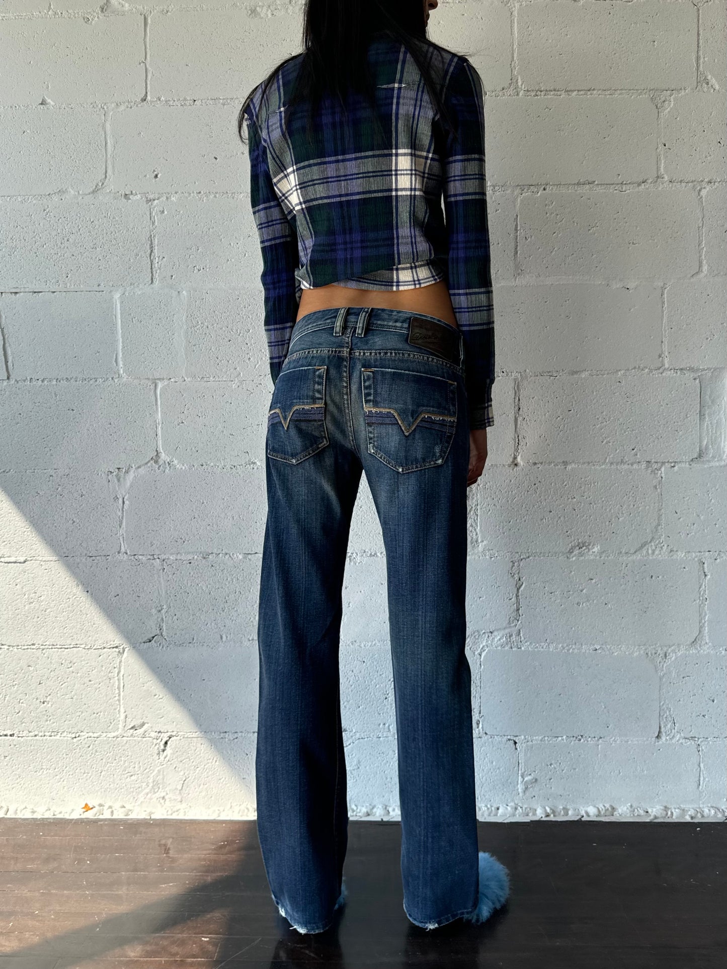 blue mid rise jeans small