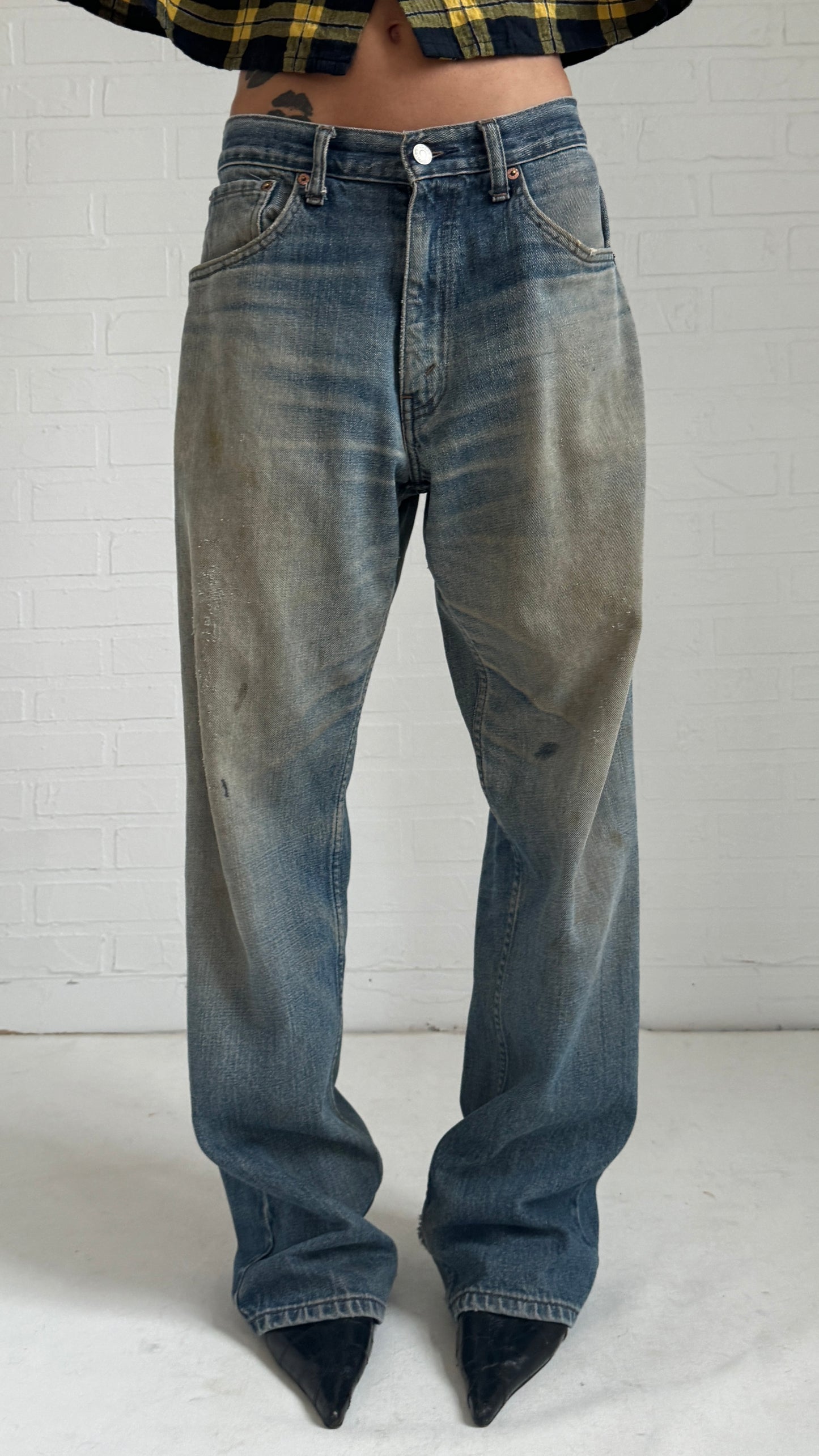 ripped loose jeans