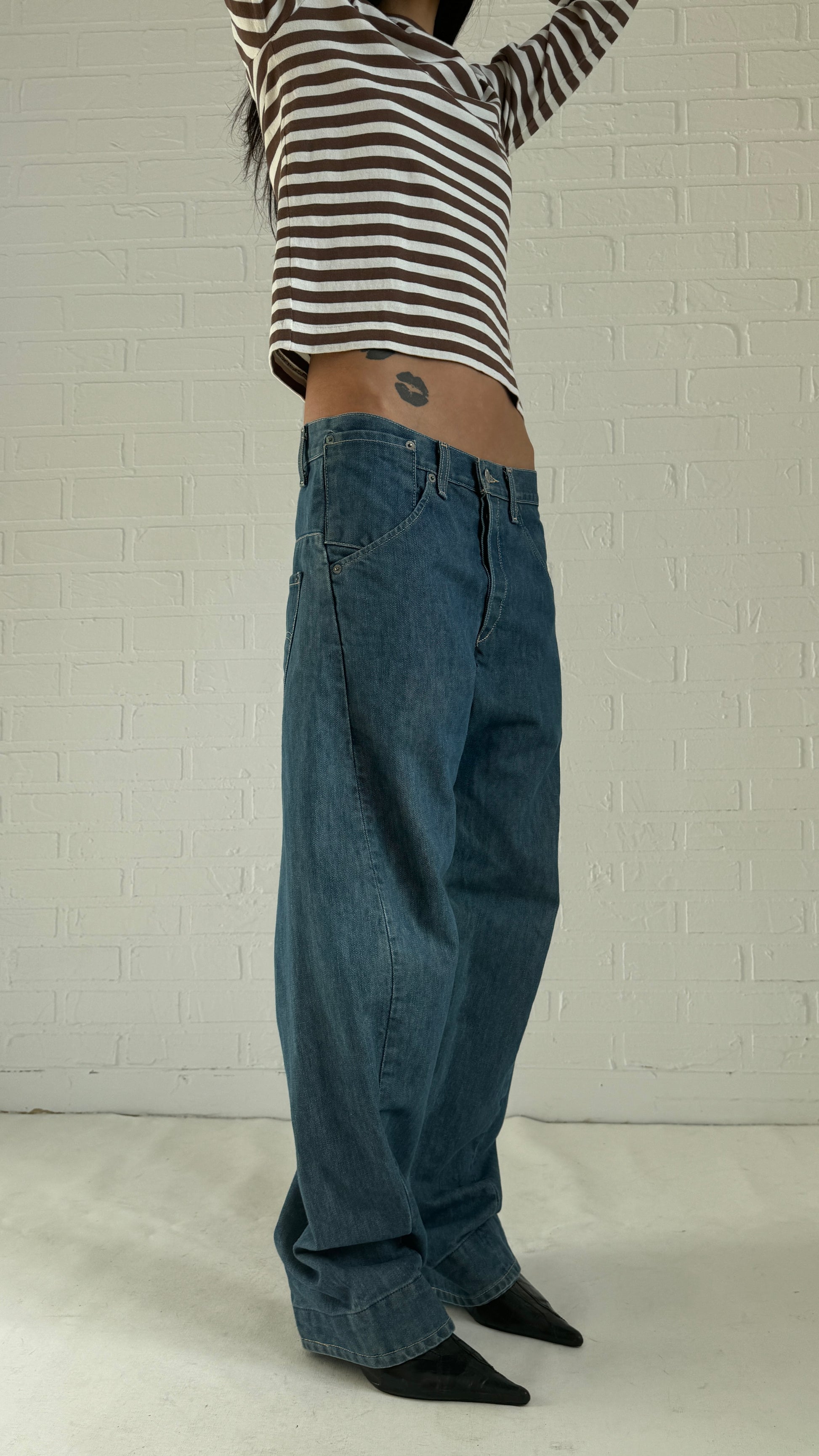 jeans