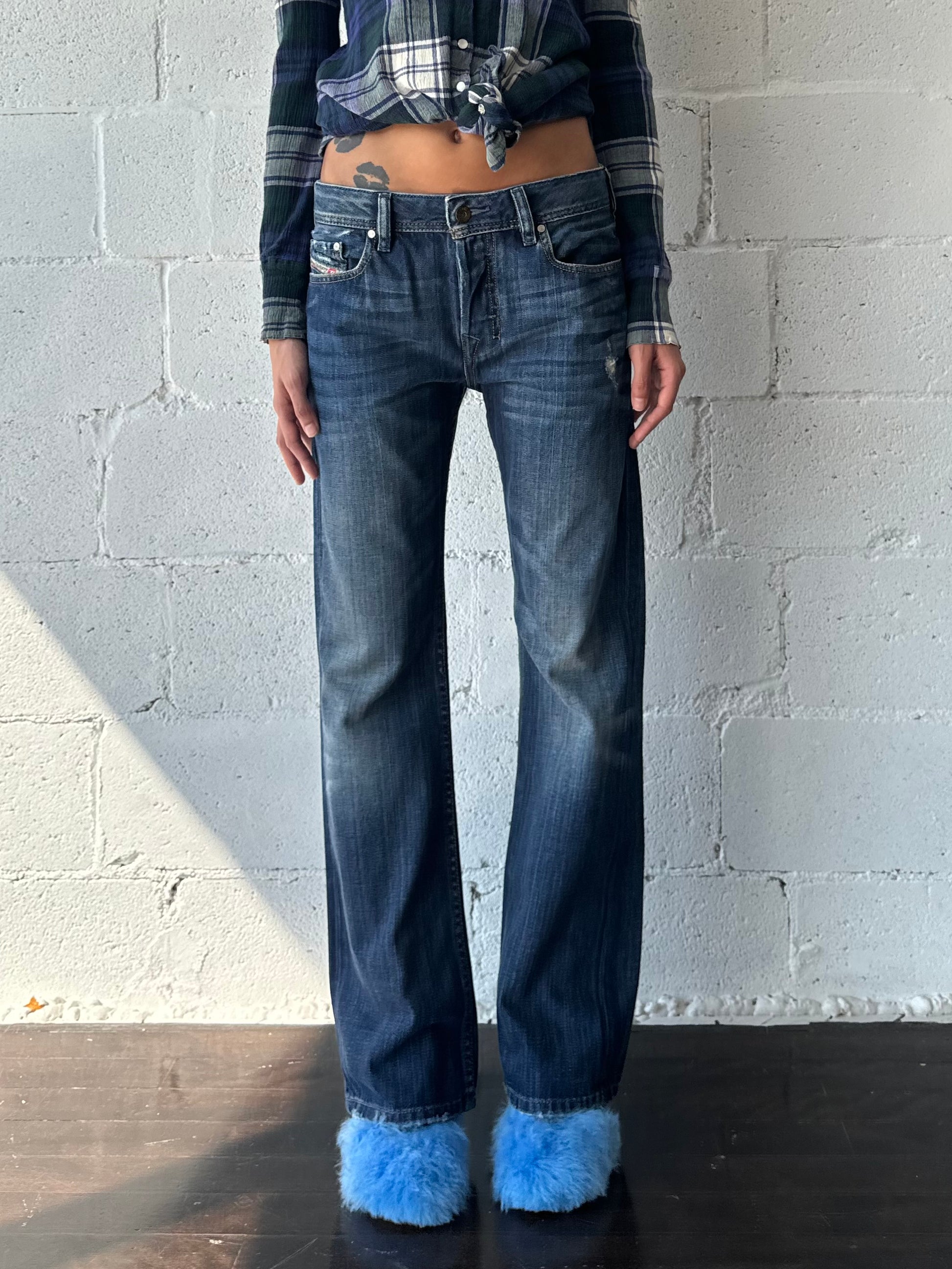 blue mid rise jeans small
