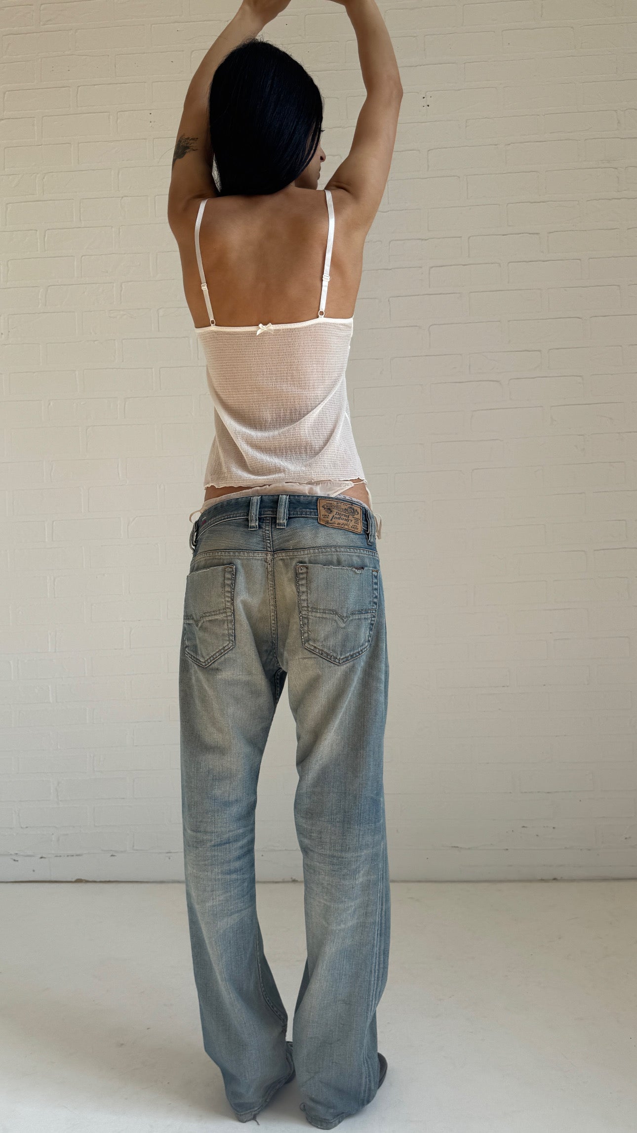 Distressed Relaxed Jeans