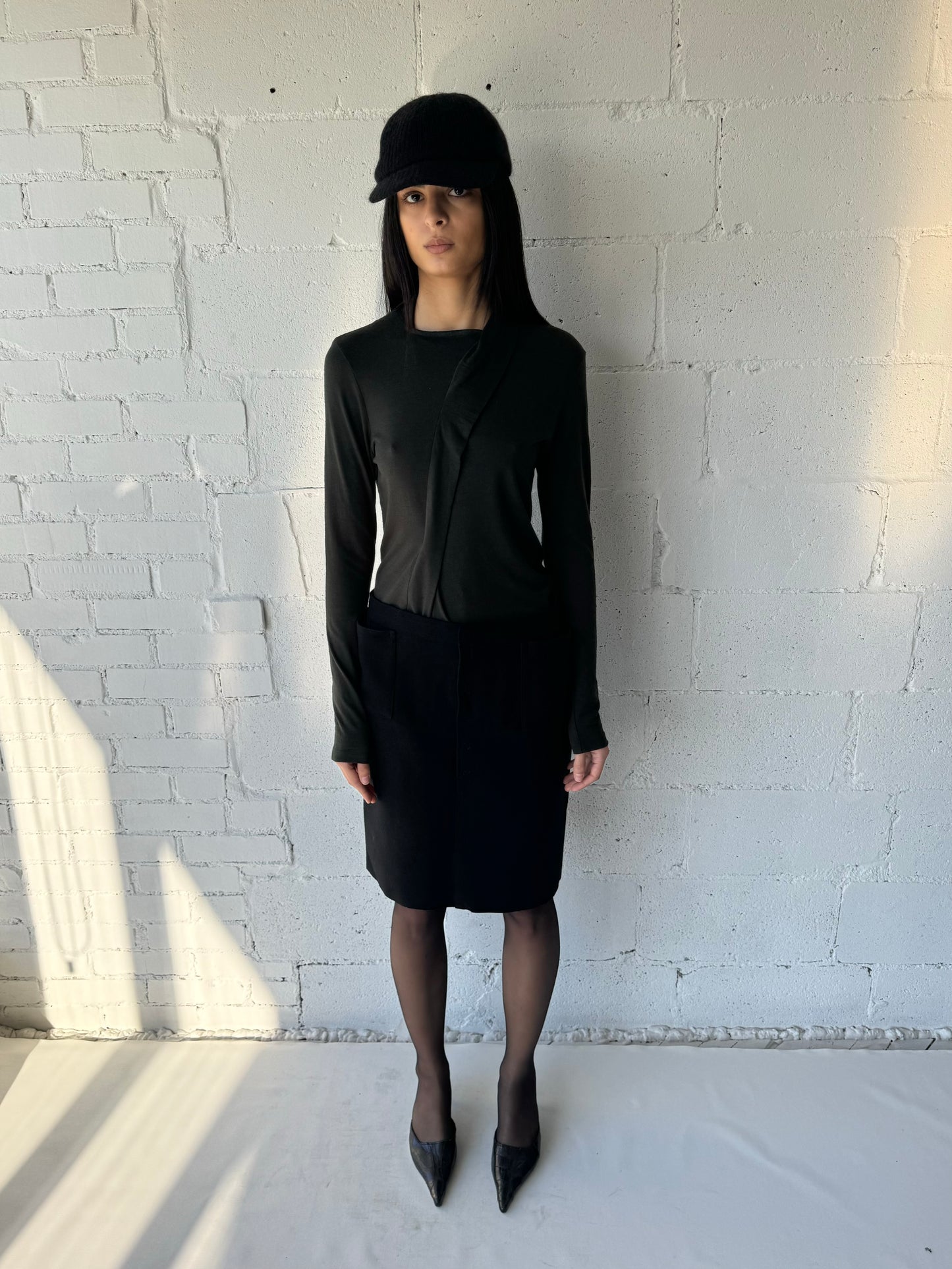 felt mini skirt / black