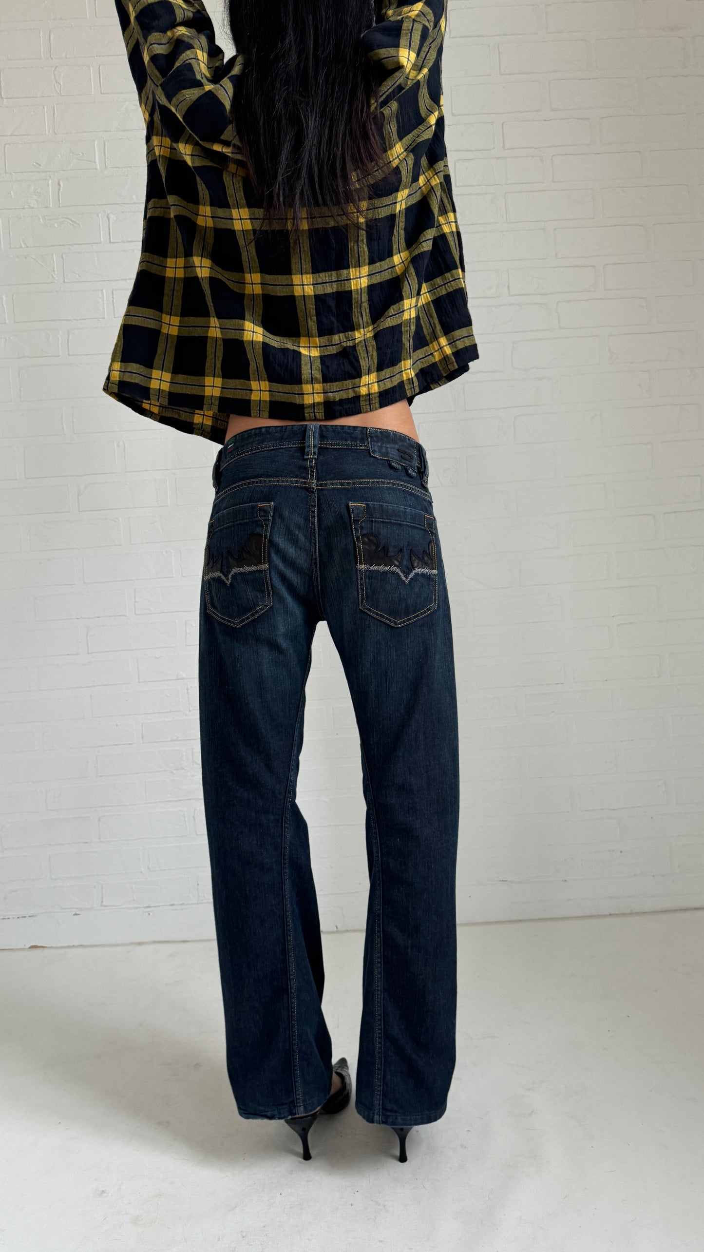 dark low rise straight xs/s