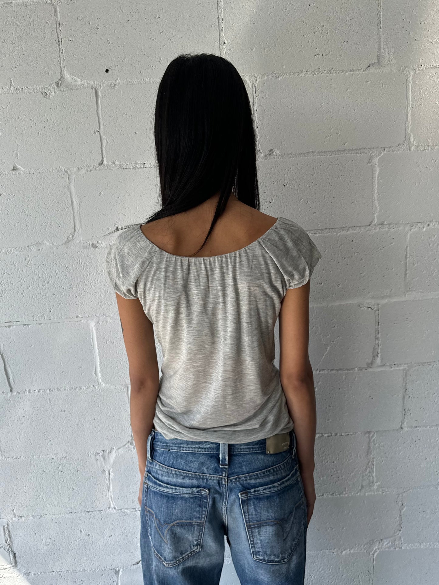 grey ruched top