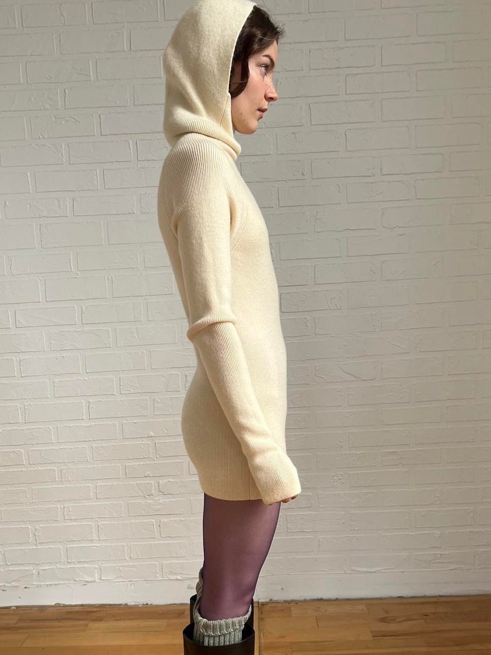 merino glove hoodie / off white
