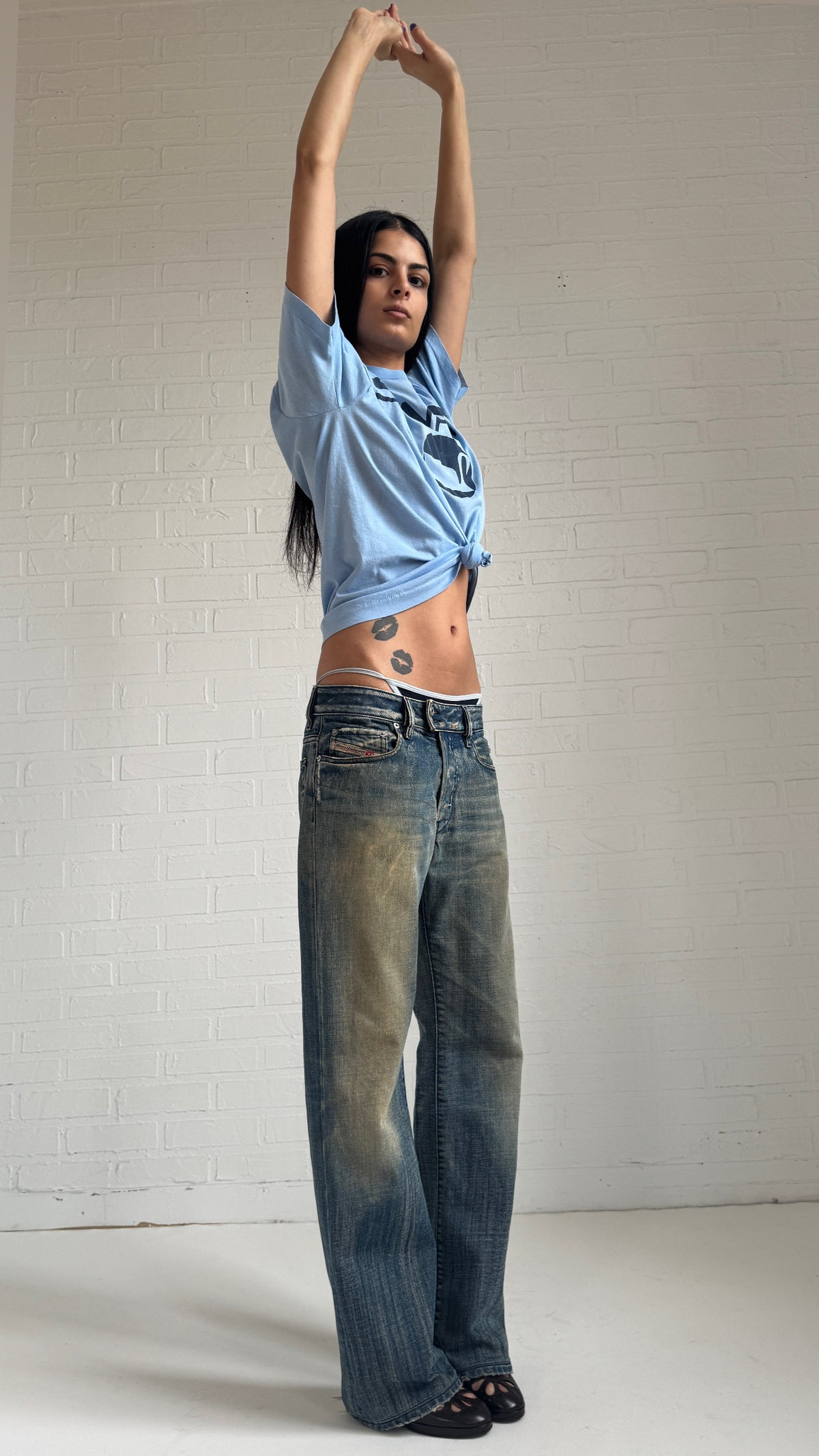 Faded Distressed Straight Leg Jeans