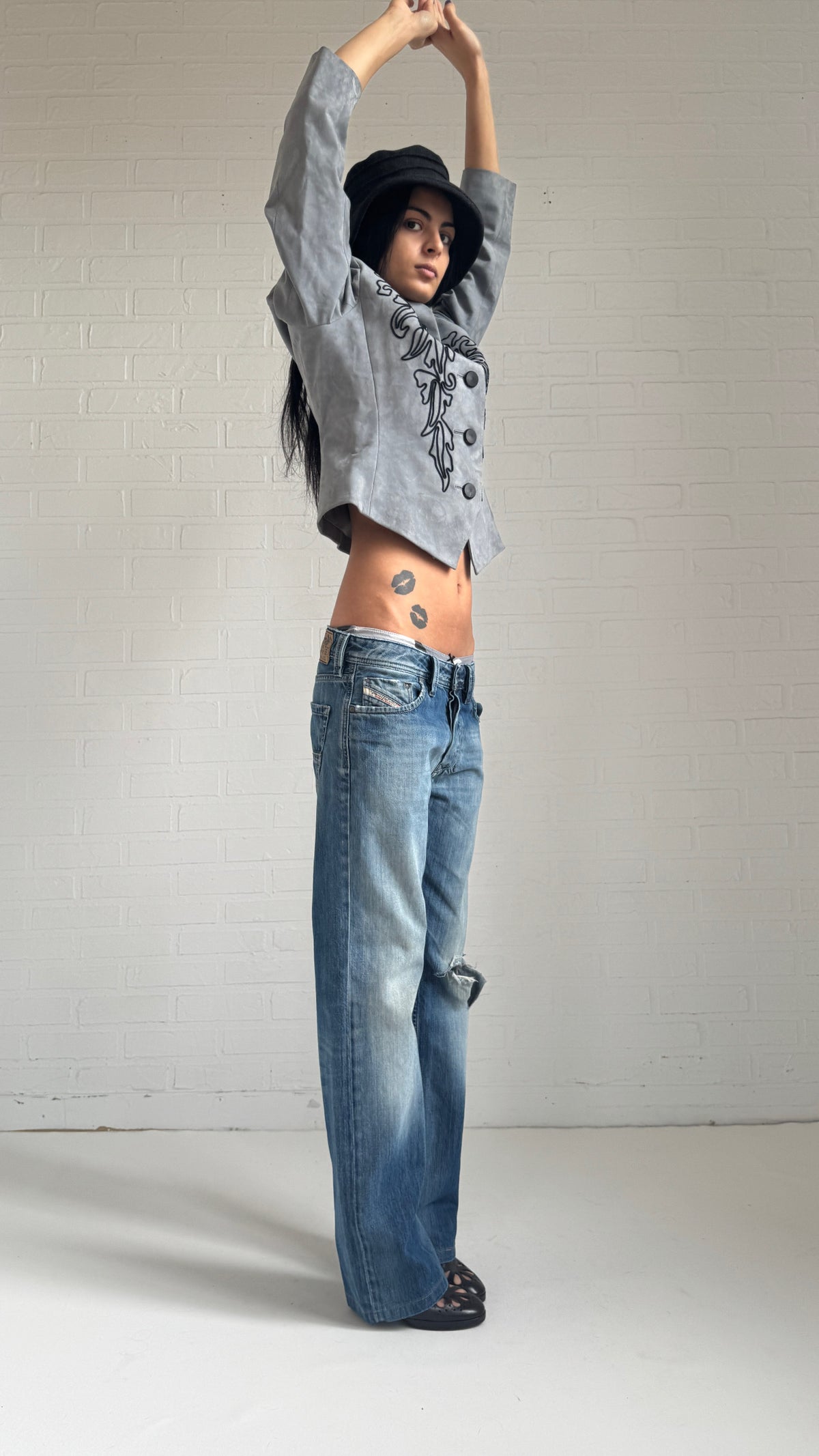 Distressed Relaxed Straight Jeans
