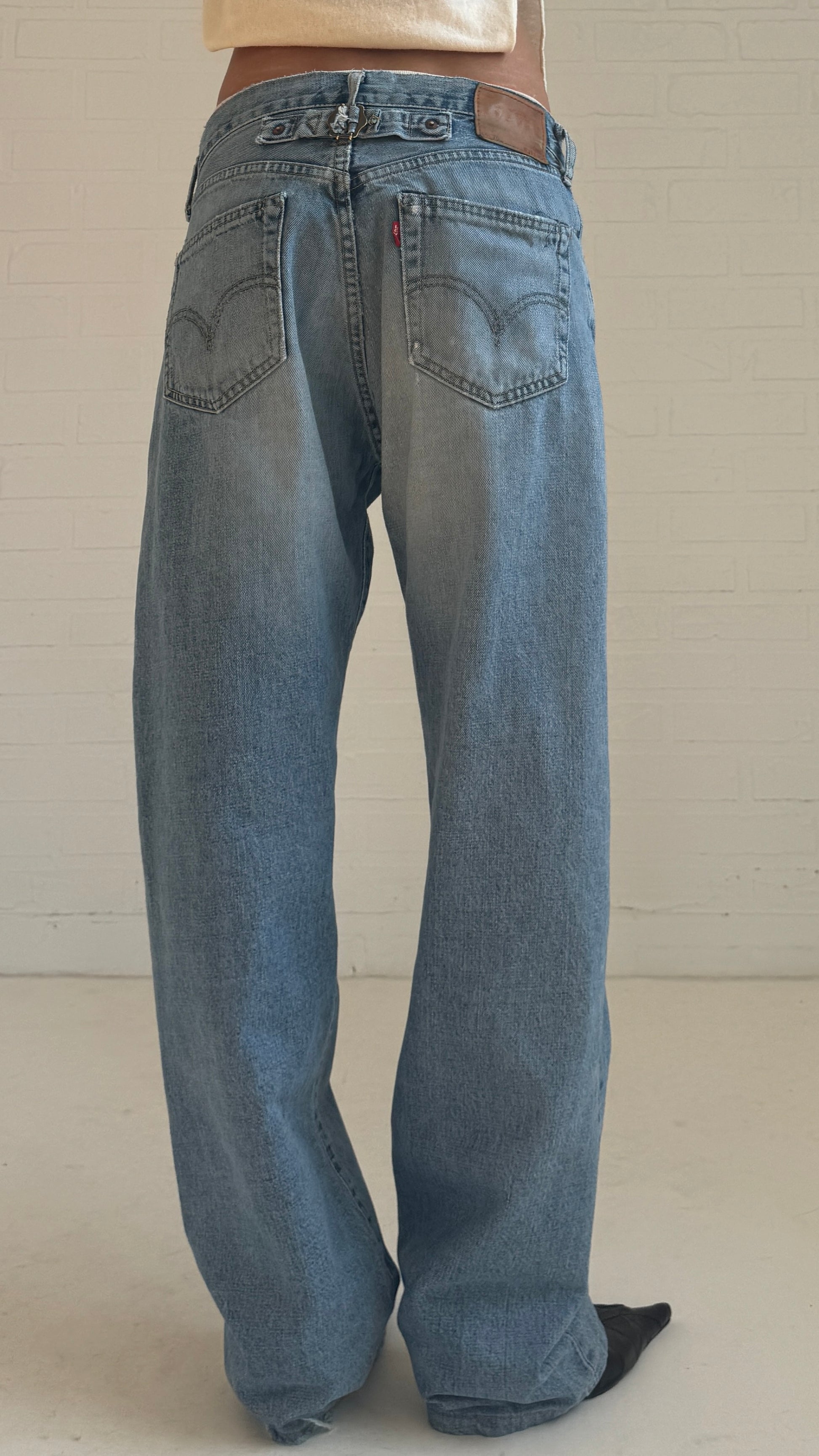 jeans
