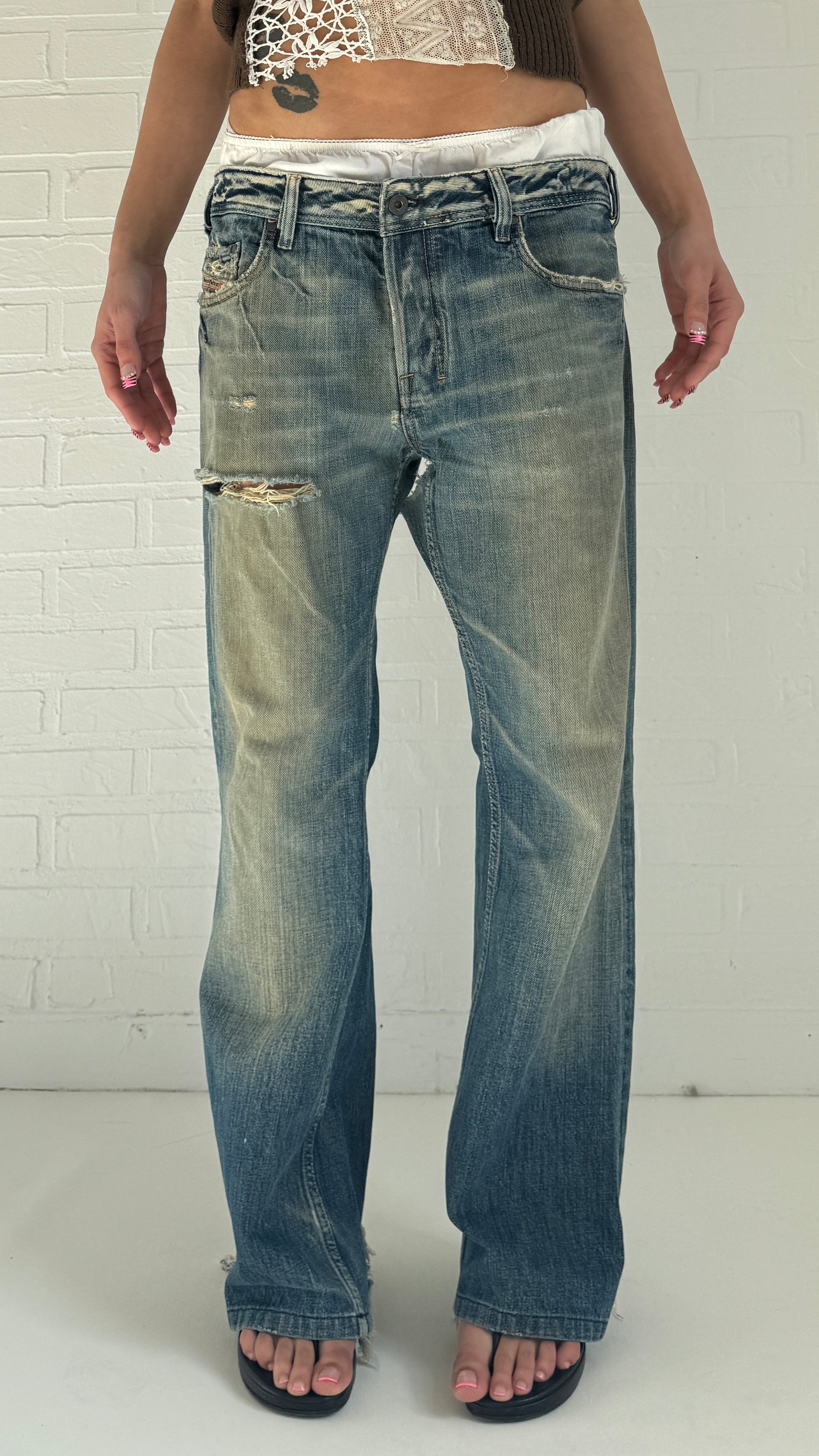 distressed flare 33
