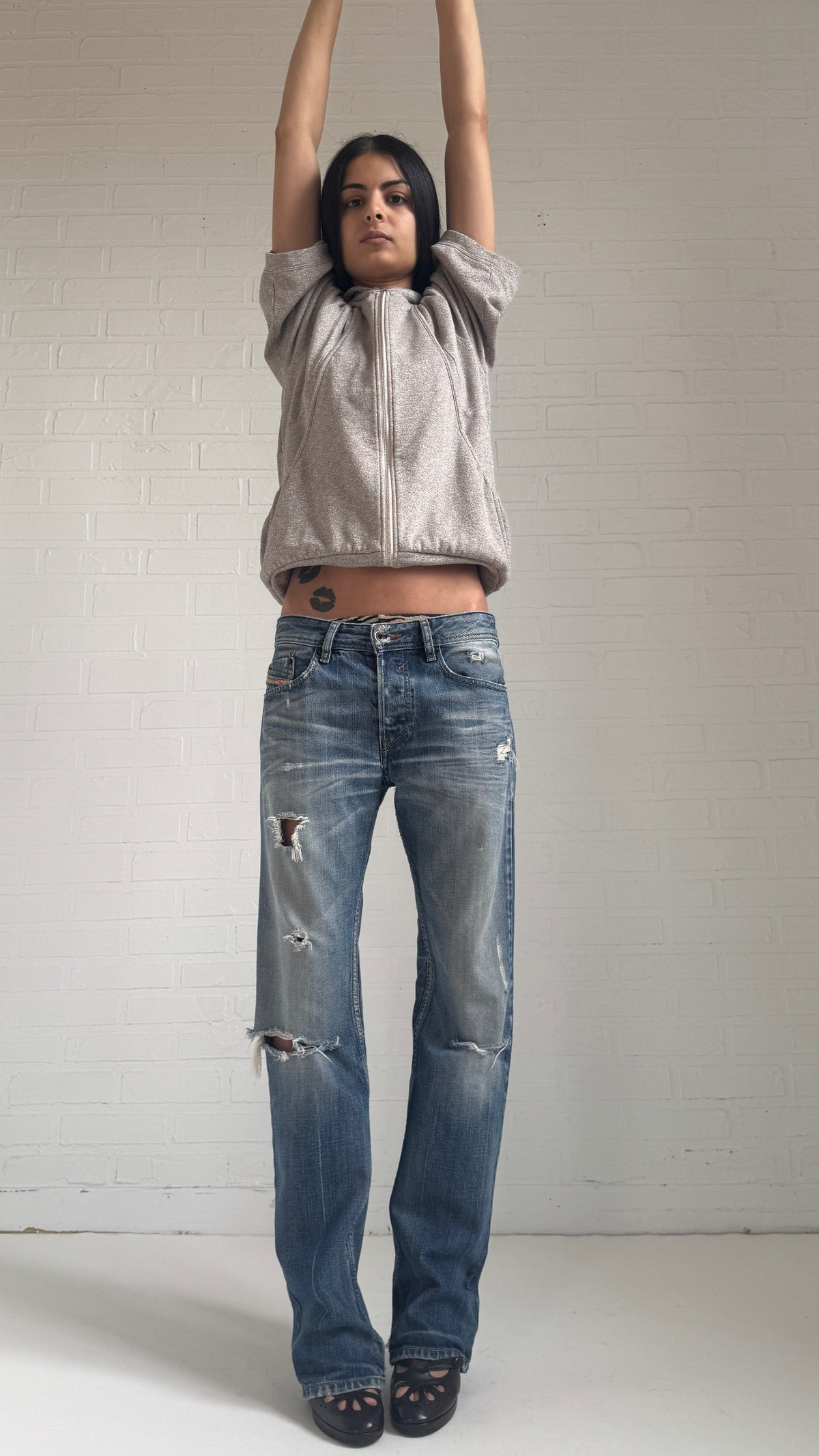 Distressed Relaxed Straight Leg Jeans