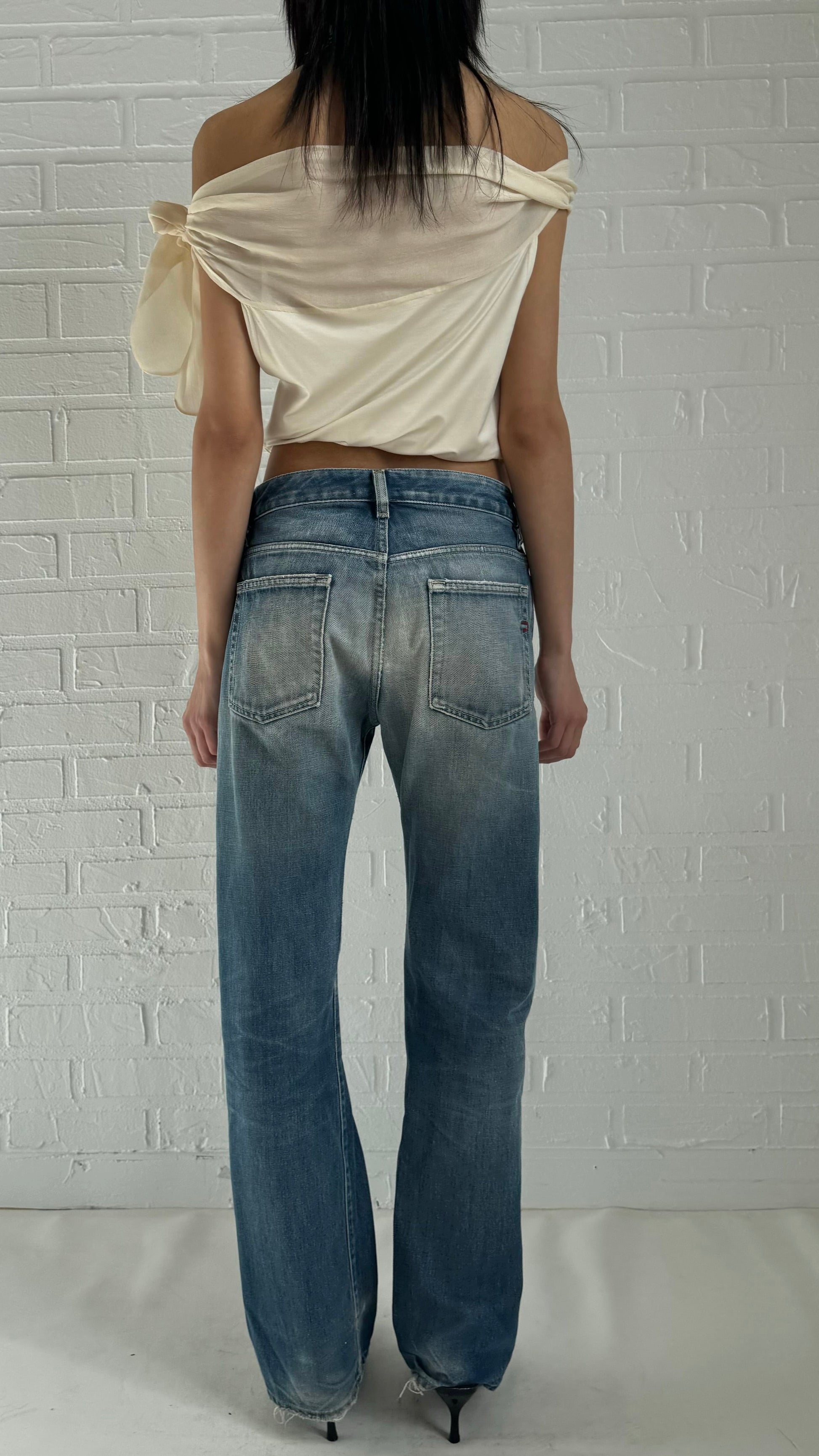 distressed baggy wide jeans 28