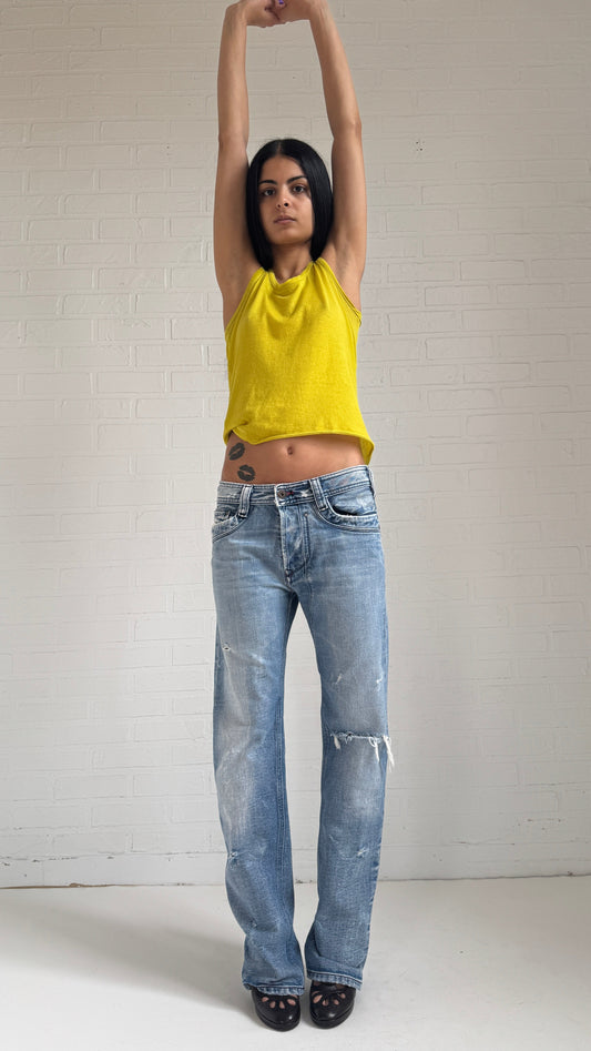 Distressed Straight Leg Jeans