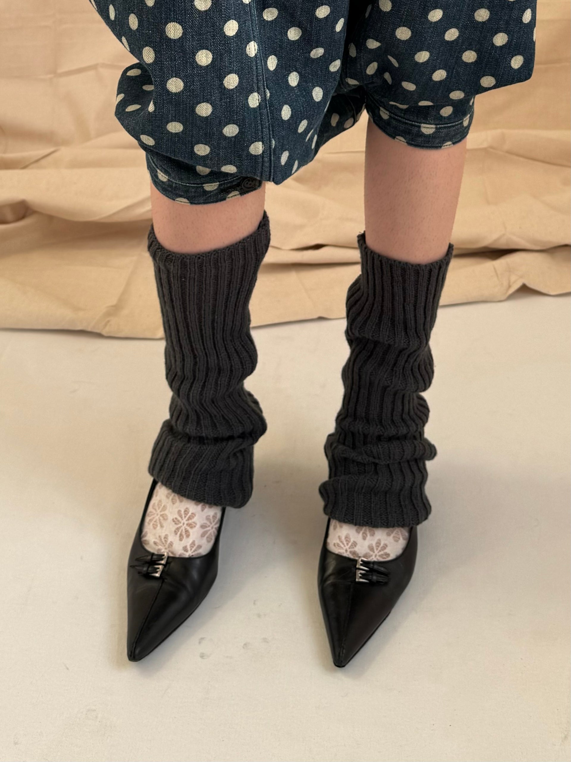 Knit leg warmers in charcoal – GREY ROOM SHOP