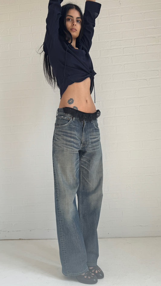 Relaxed Mid Rise Wide Jeans