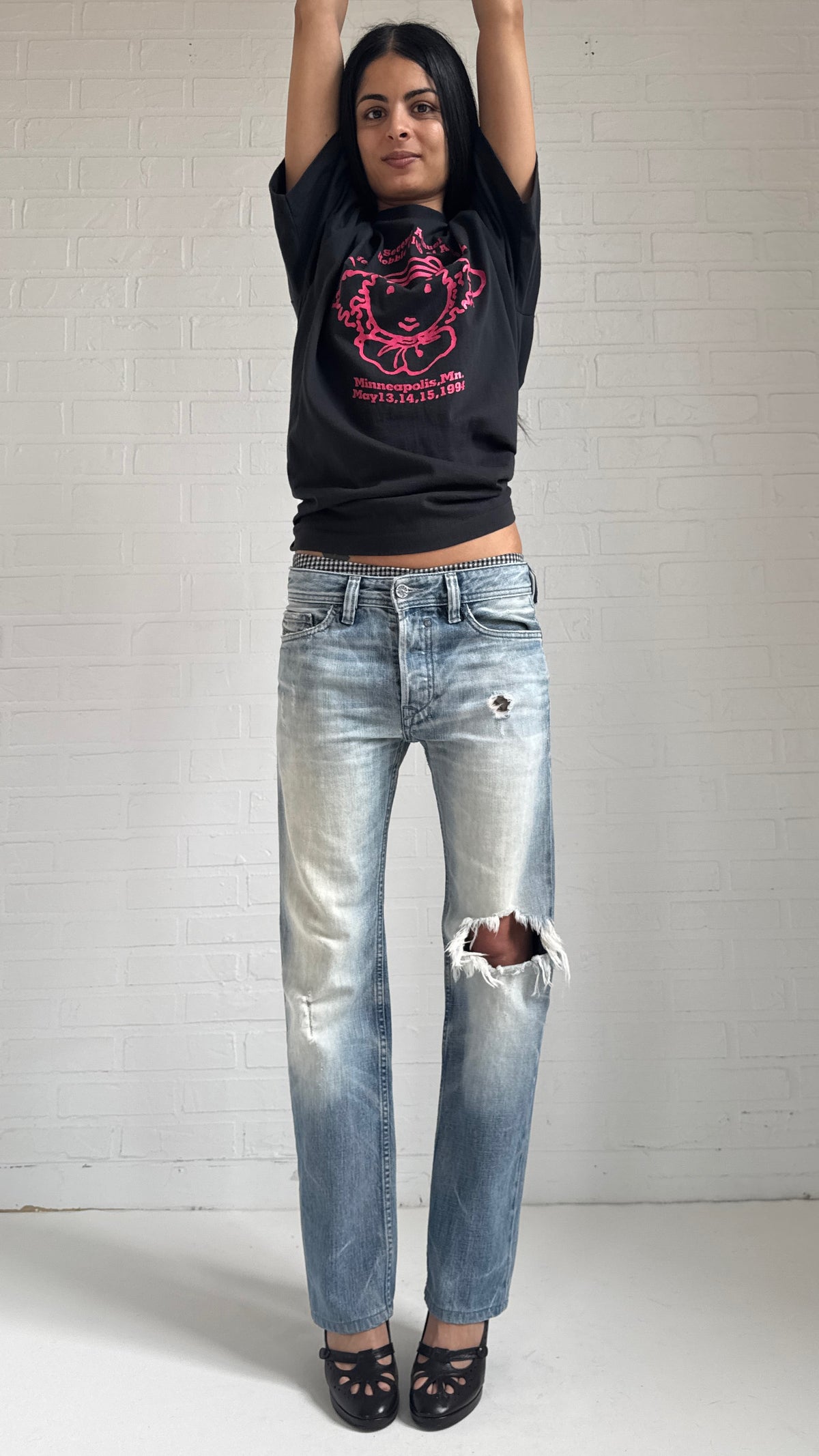 Faded Distressed Straight Leg Jeans