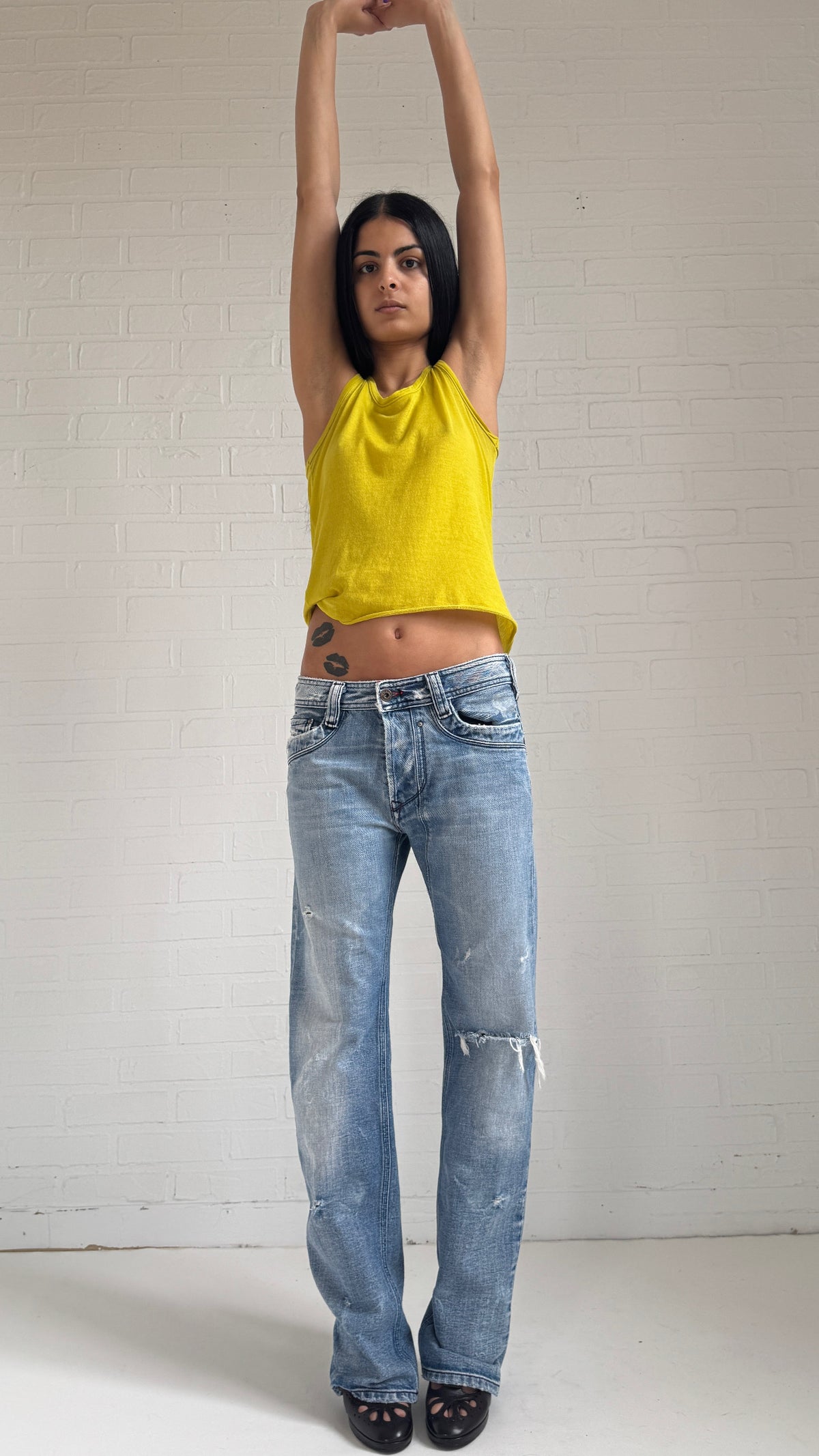 Distressed Straight Leg Jeans