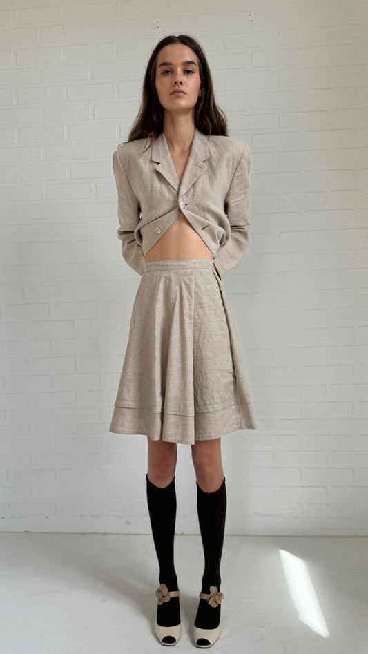 khaki skirt