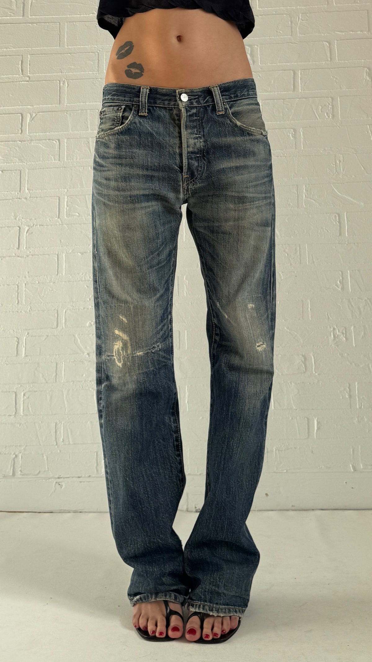 501 Distressed Jeans