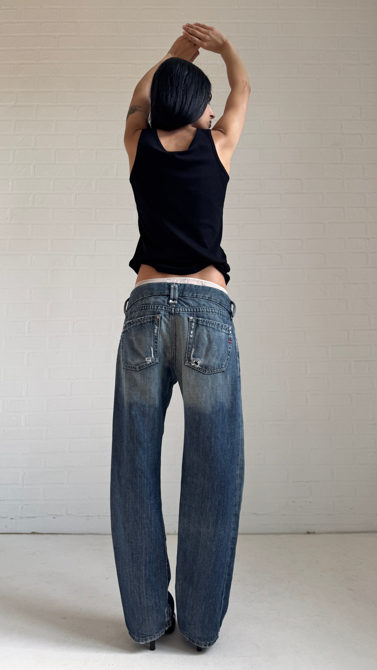 Distressed Wide Leg Jeans