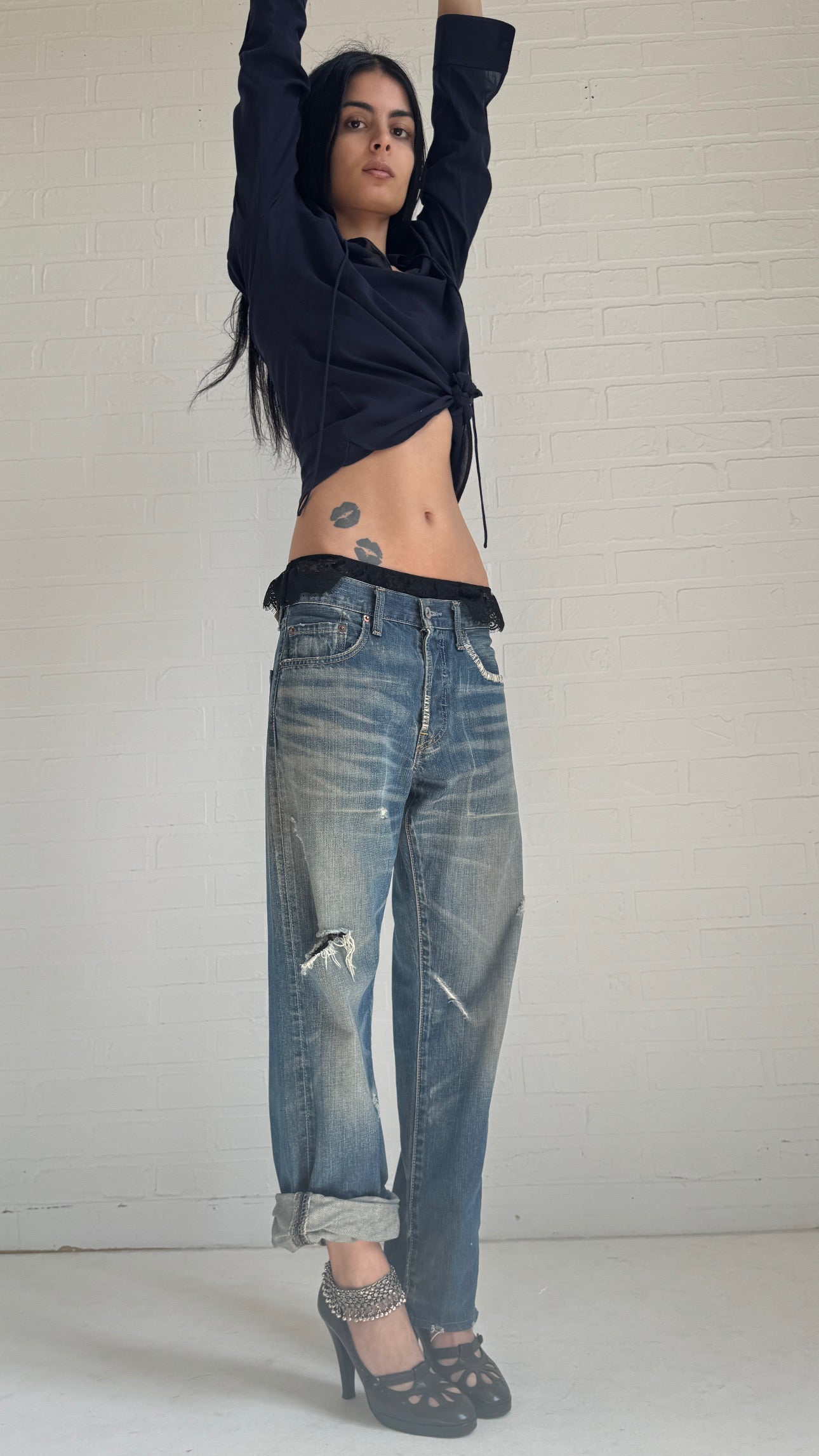 Distressed Relaxed Straight Leg Jeans