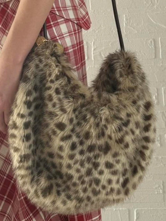 Faux fur bag leopard