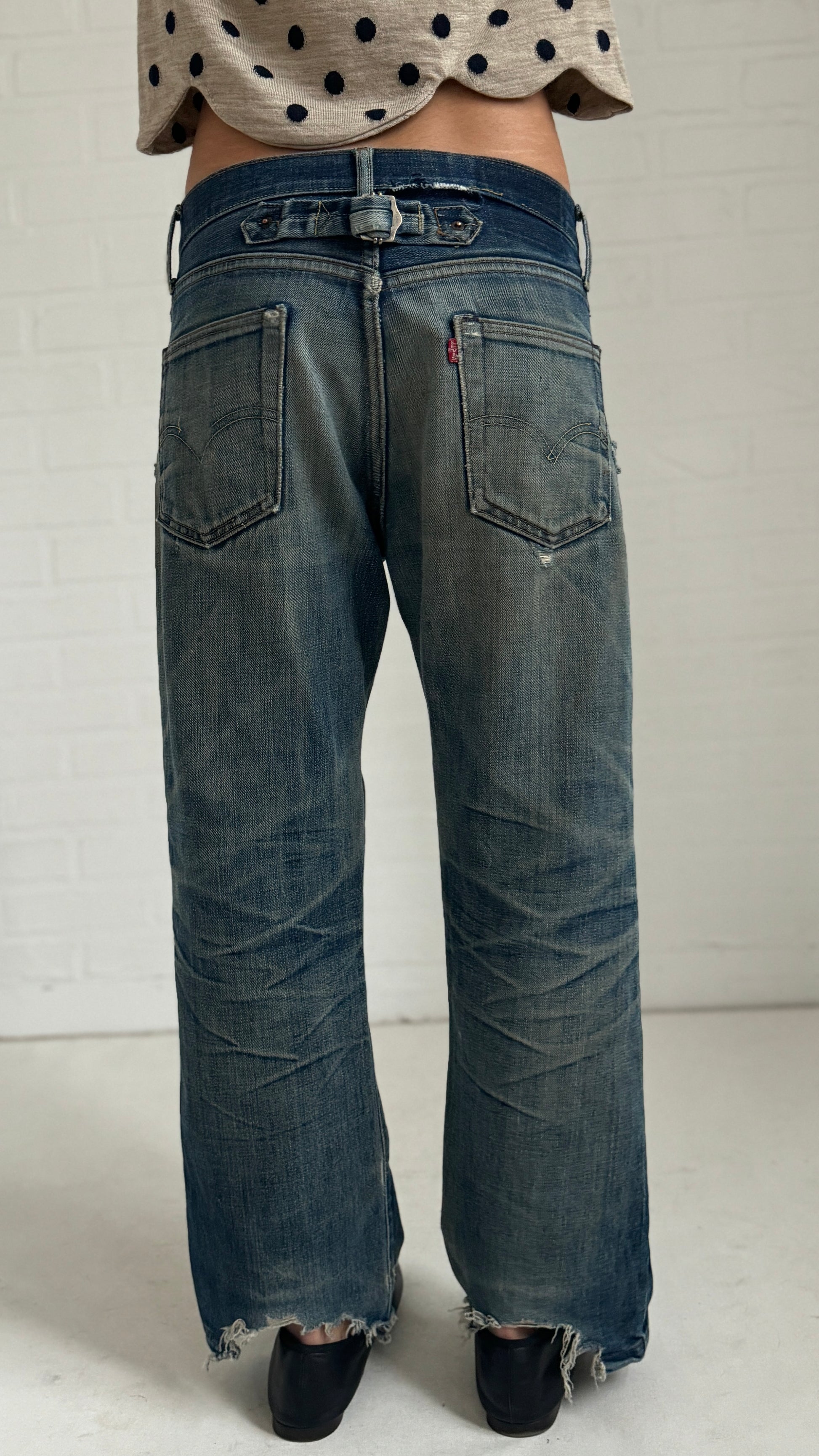 strap jeans