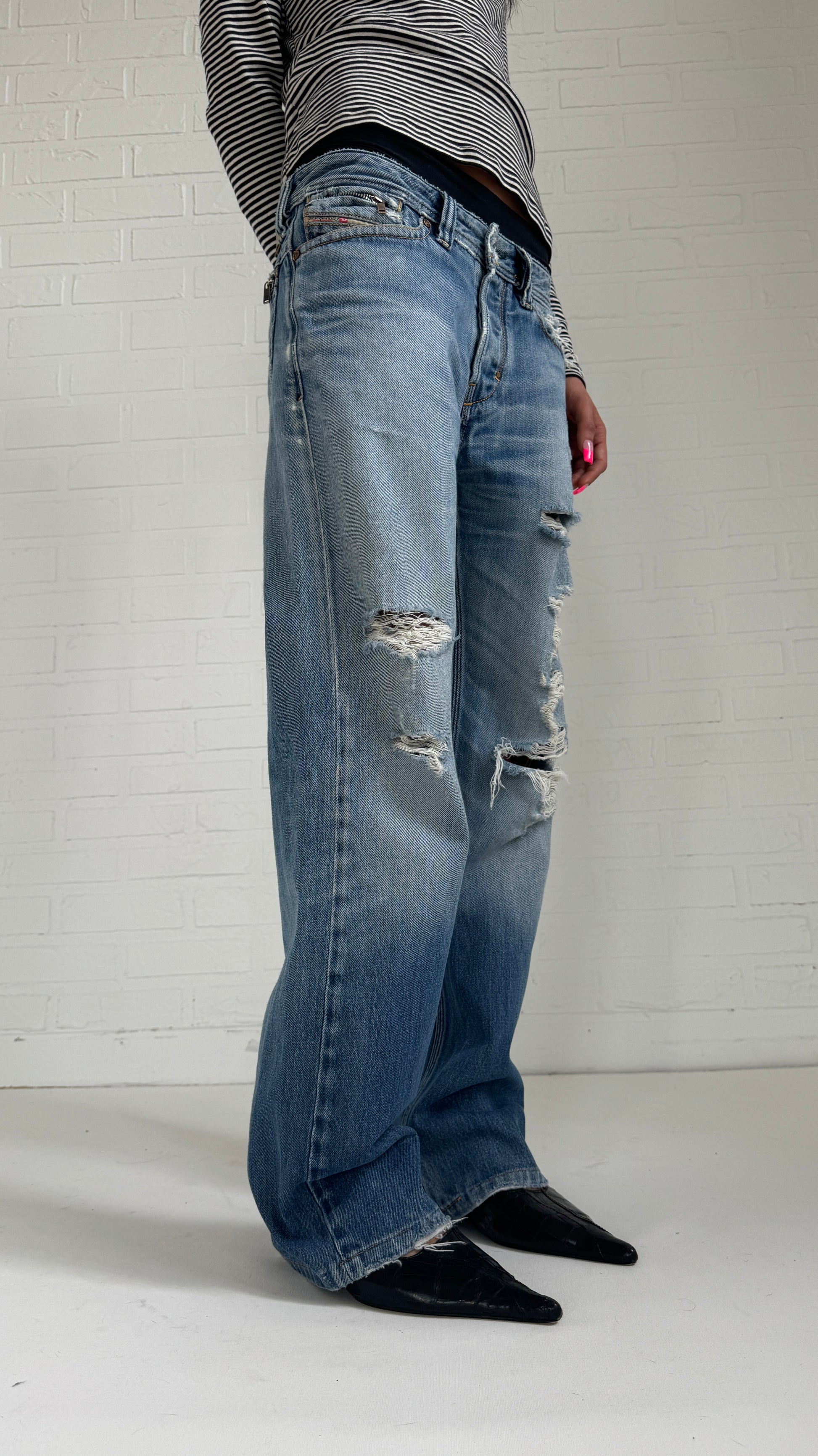 ripped boot 30