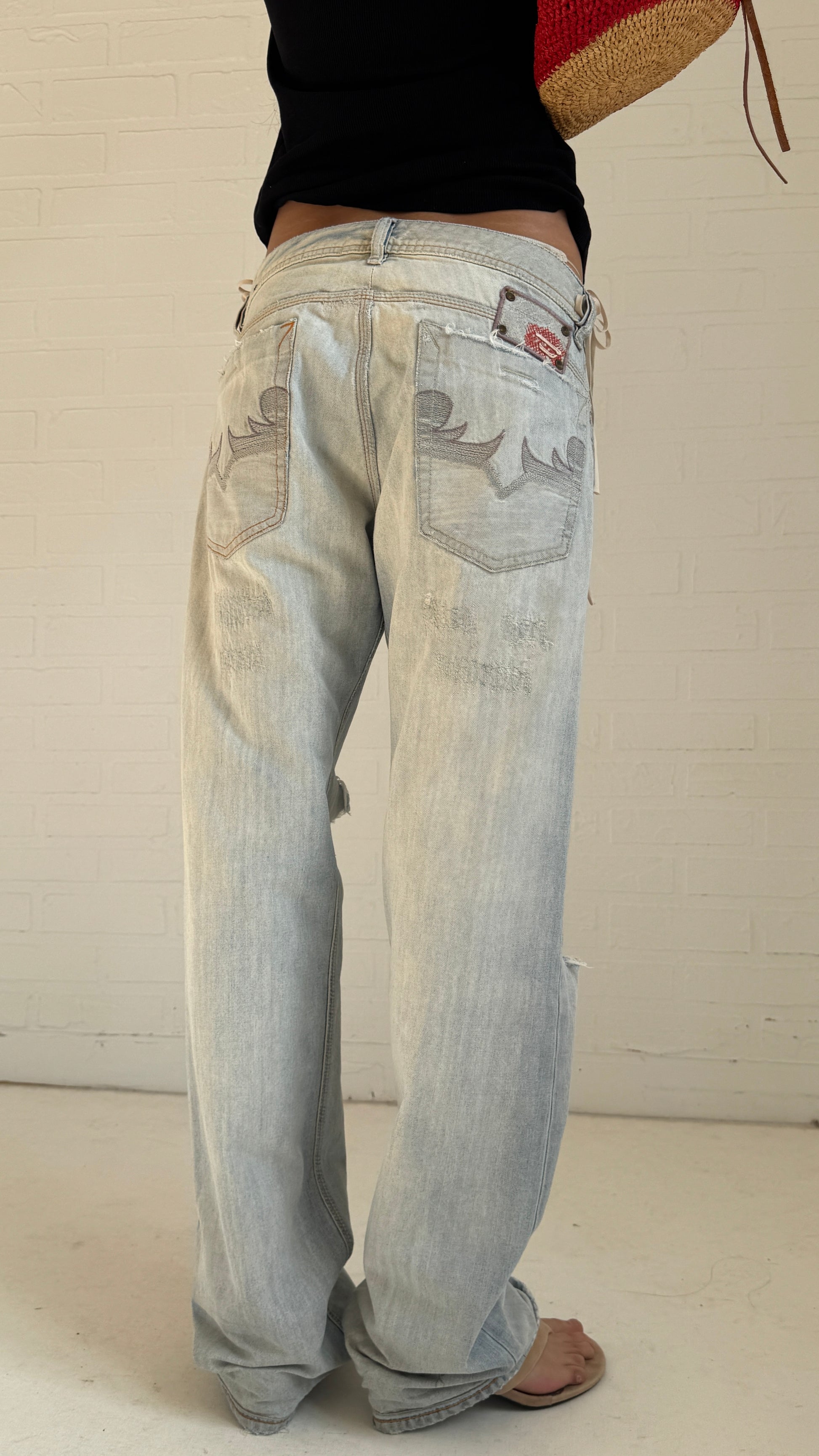 Distressed Embroidered Pockets Light Wash Jeans