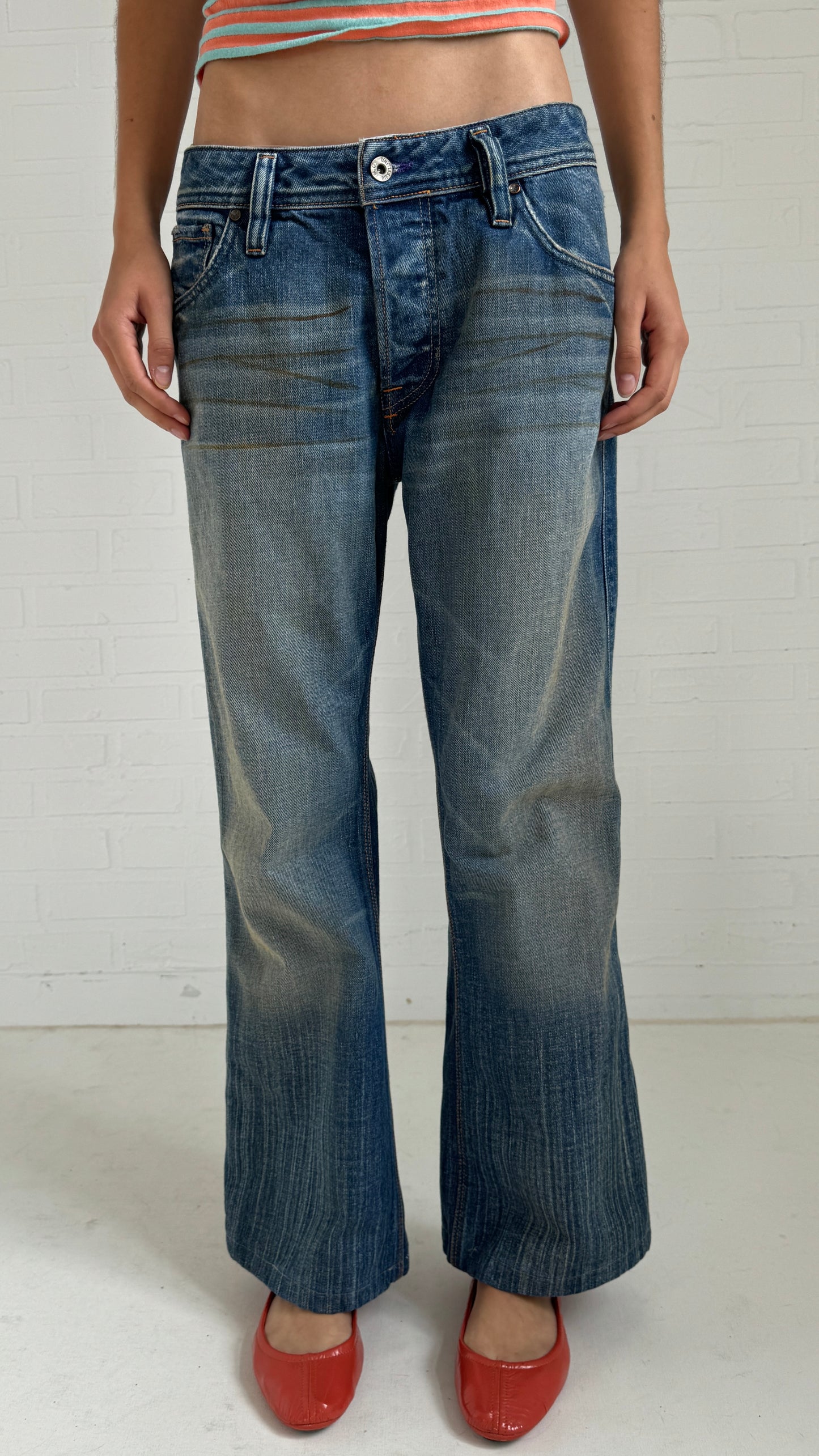 jeans