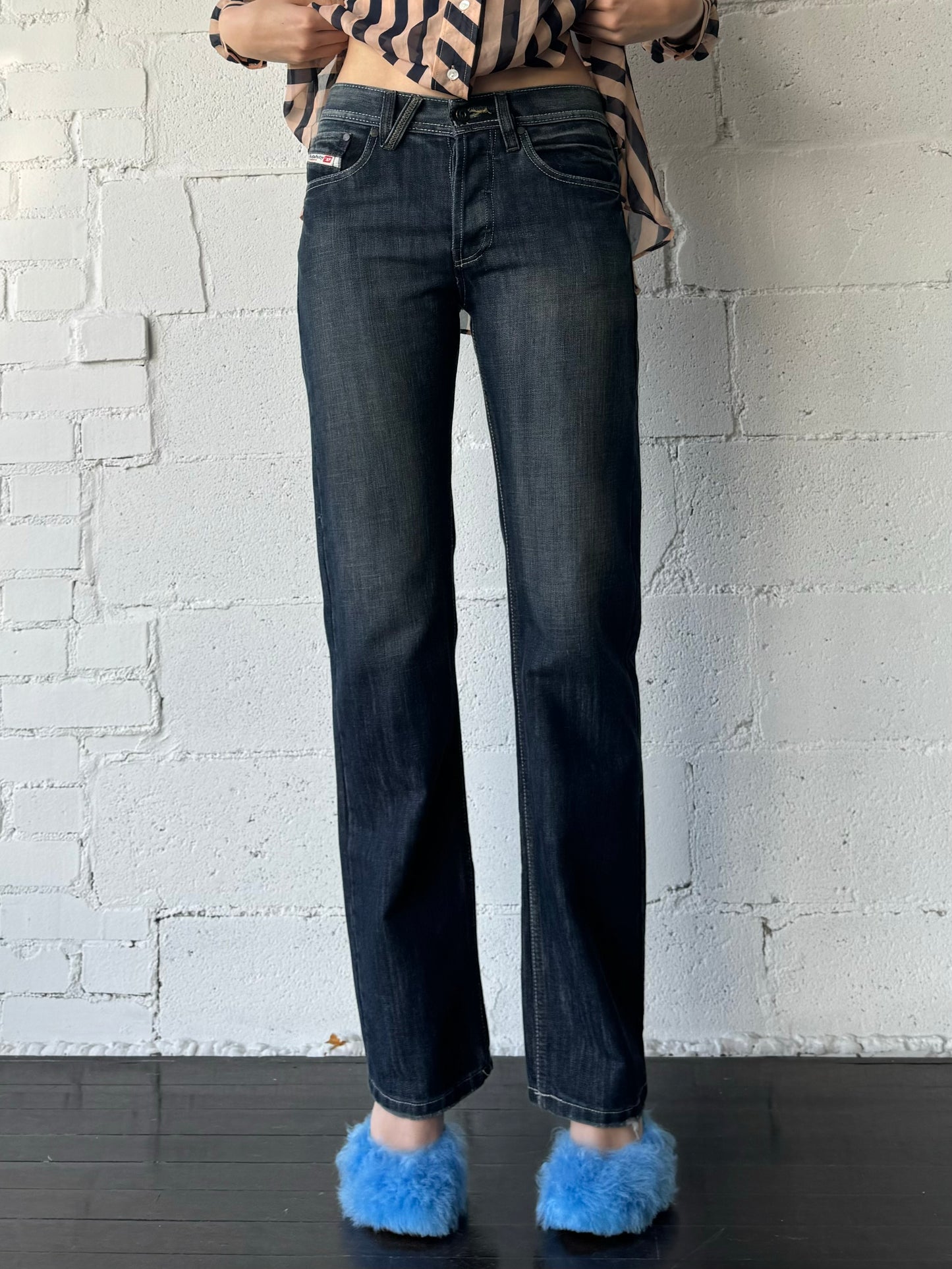 boot cut long inseam dark wash s/m