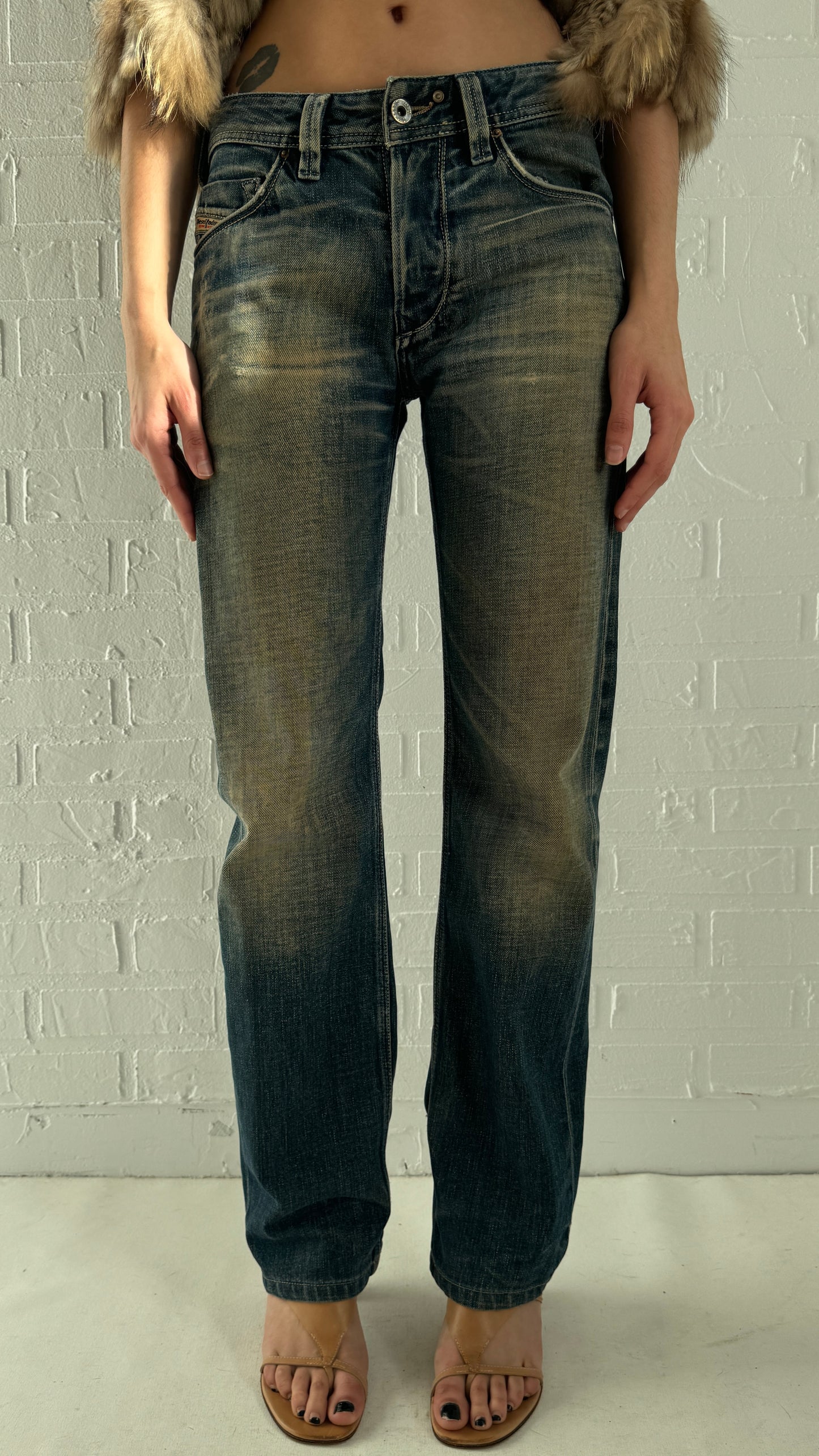 distressed embroidered pocket jeans