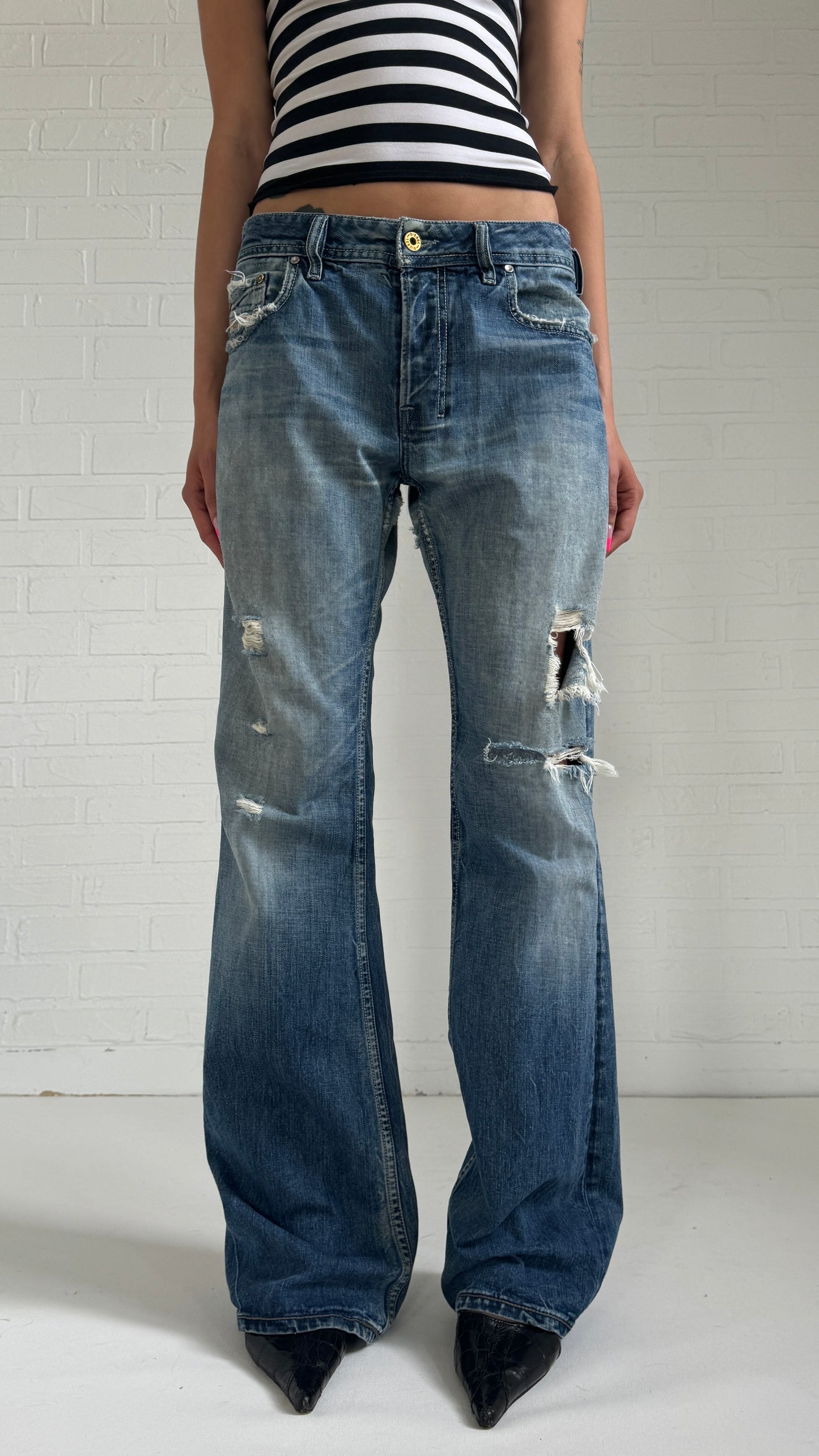 Ripped flare 32