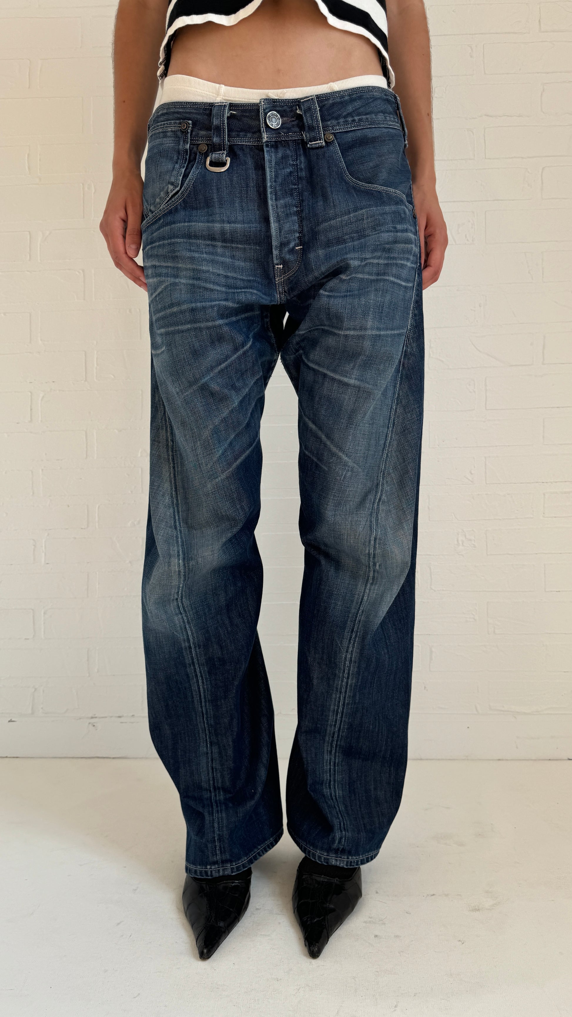 jeans