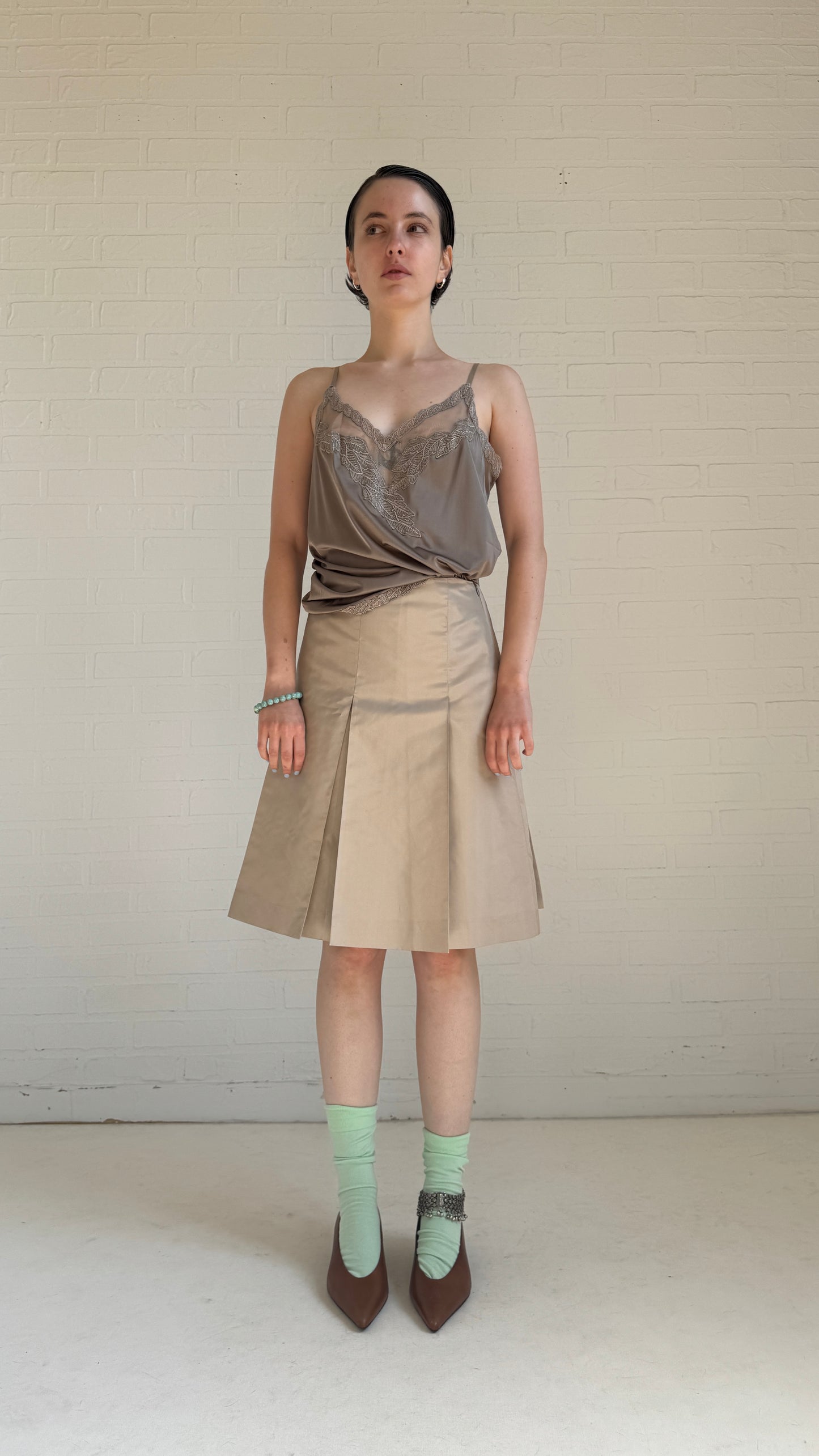 pleated skirt